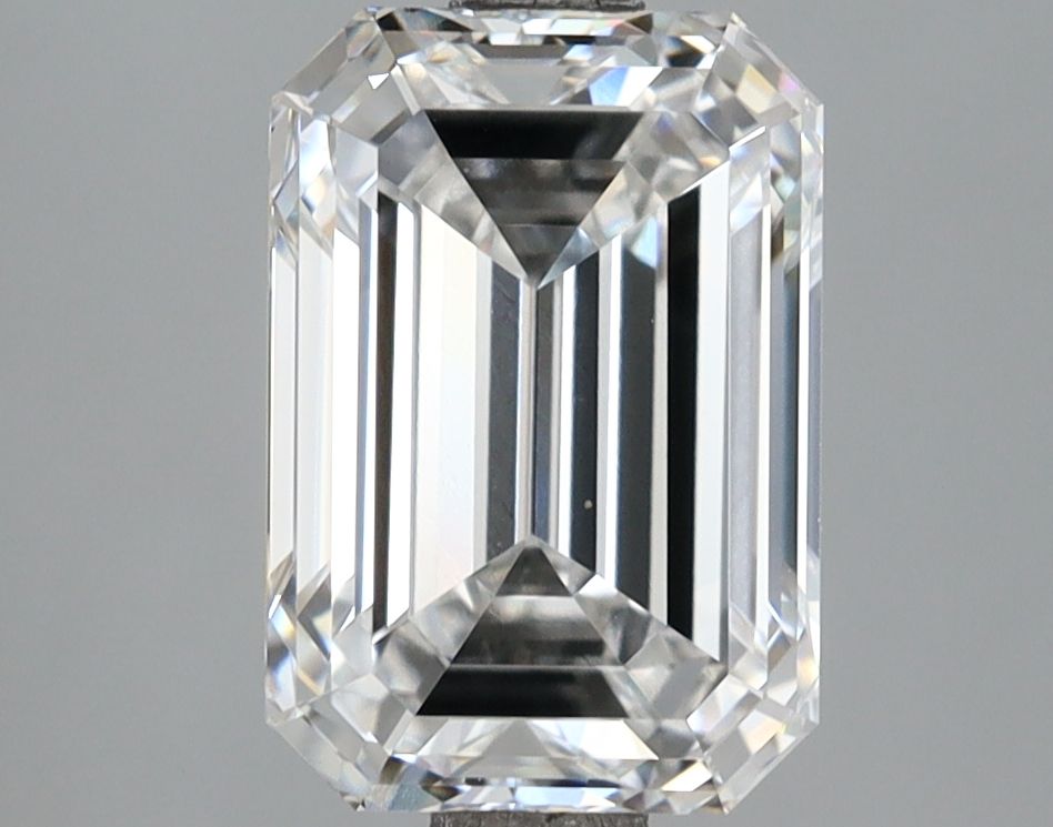 3.06 ct. emerald Lab Grown Diamond front image