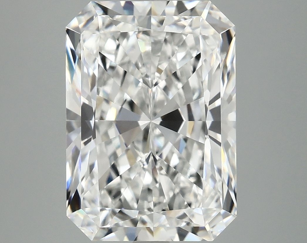 5.09 ct. radiant Lab Grown Diamond front image