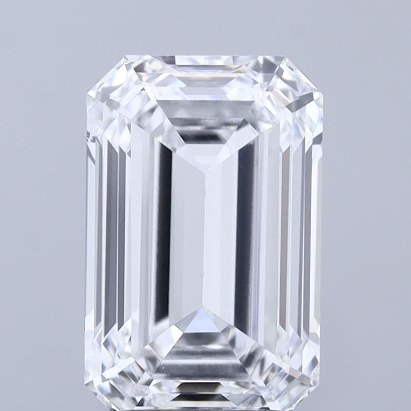 2.57 ct. emerald Lab Grown Diamond front image