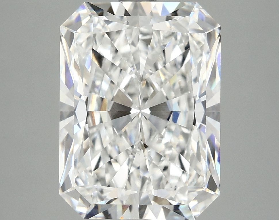 4.19 ct. radiant Lab Grown Diamond front image