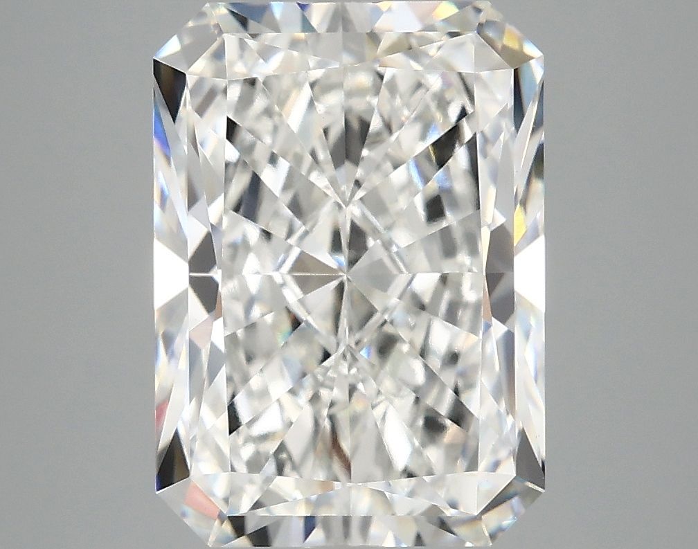 4.90 ct. radiant Lab Grown Diamond front image