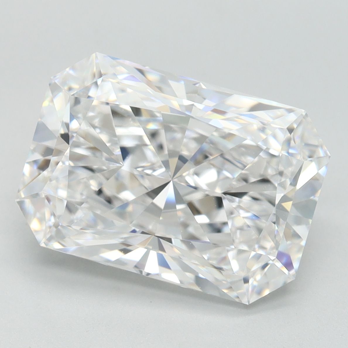 4.46 ct. radiant Lab Grown Diamond front image
