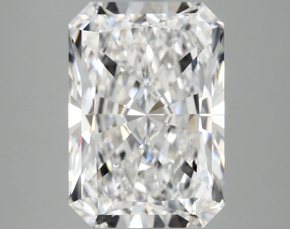 4.19 ct. radiant Lab Grown Diamond front image
