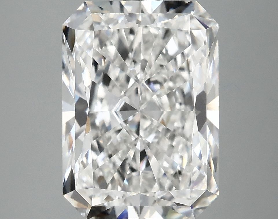 4.15 ct. radiant Lab Grown Diamond front image