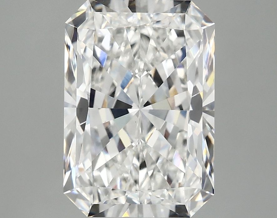 3.08 ct. radiant Lab Grown Diamond front image