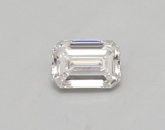 0.33 ct Emerald diamond