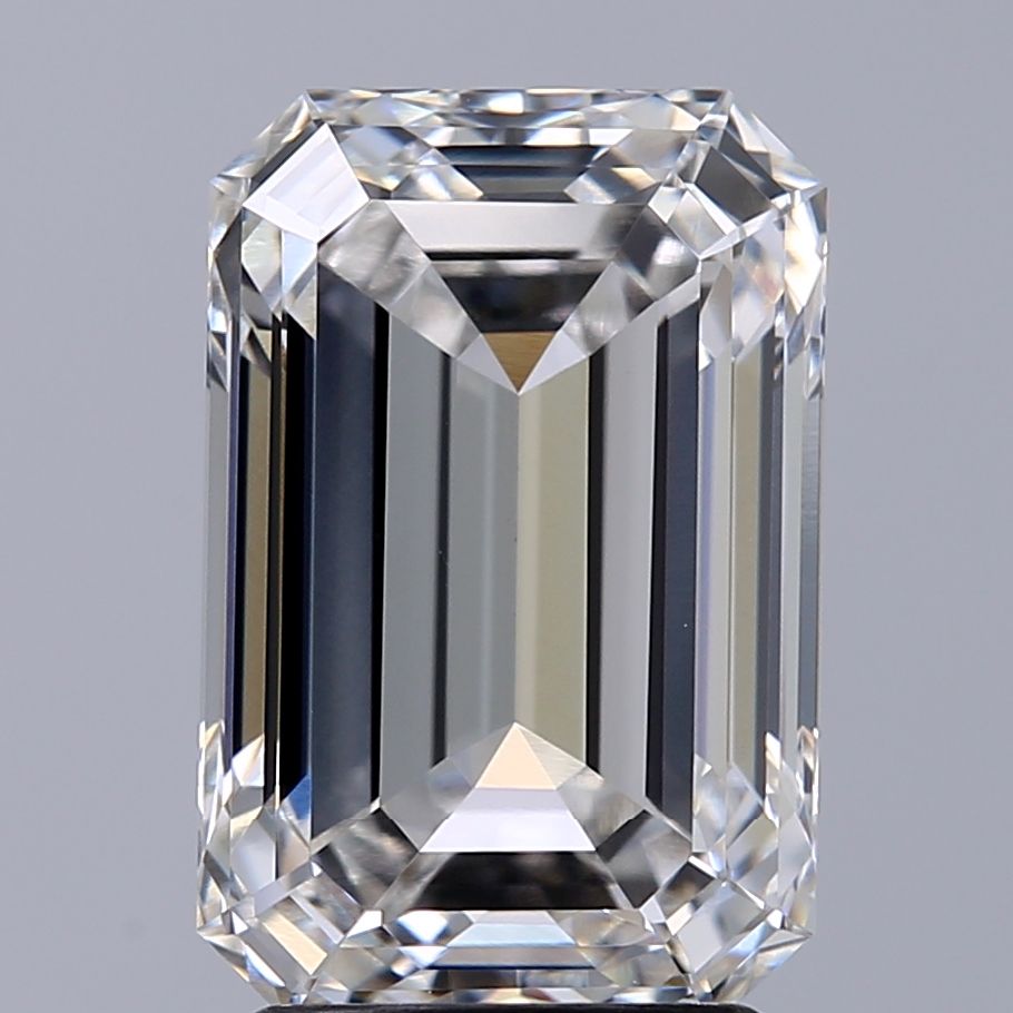 2.99 ct. emerald Lab Grown Diamond front image
