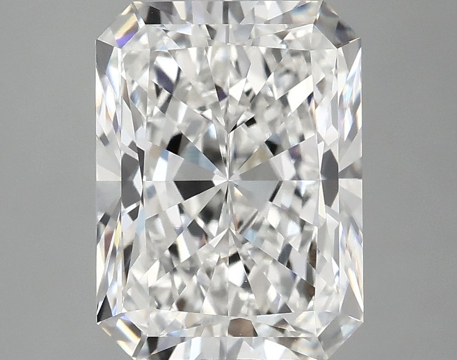3.90 ct. radiant Lab Grown Diamond front image