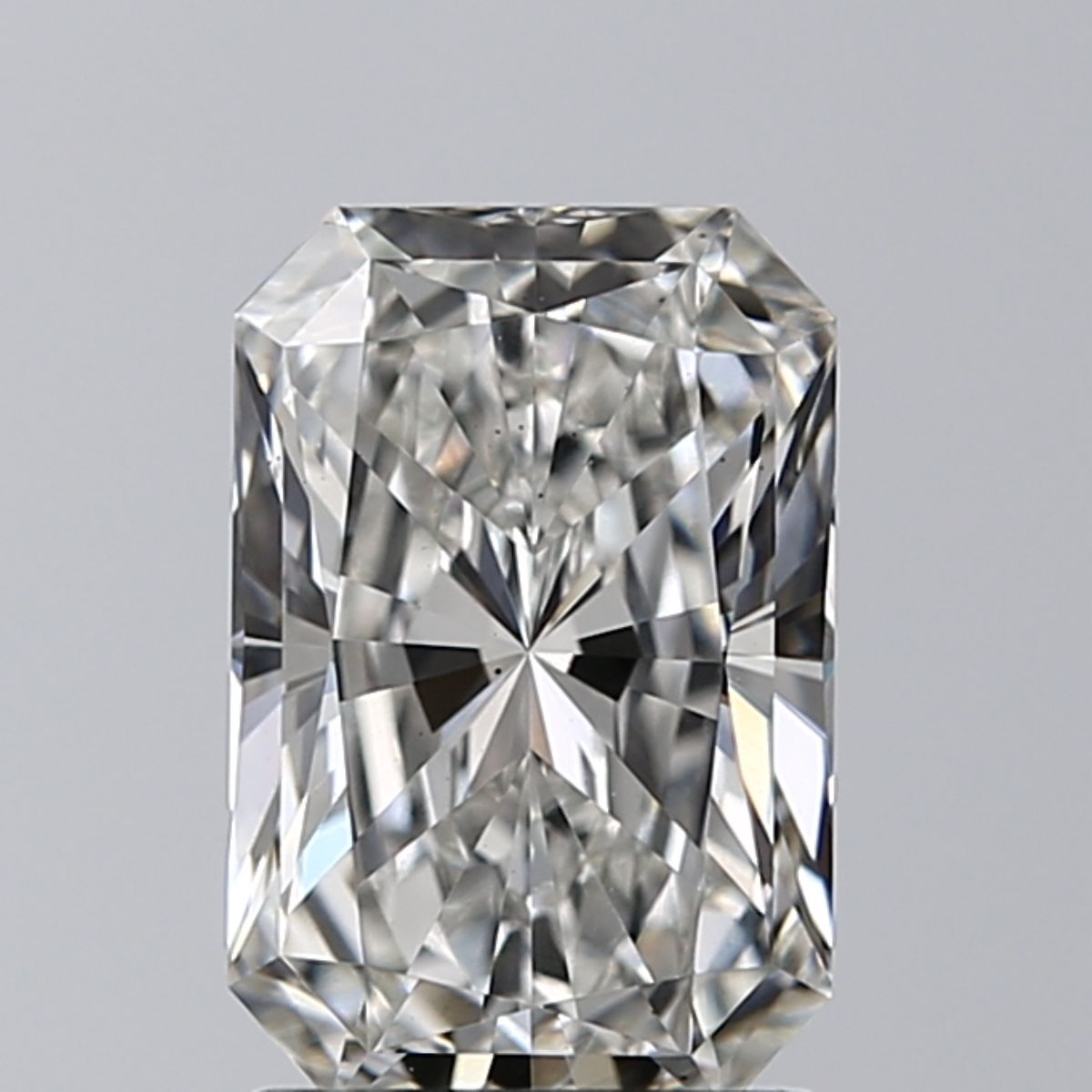 1.55 ct. radiant Lab Grown Diamond front image