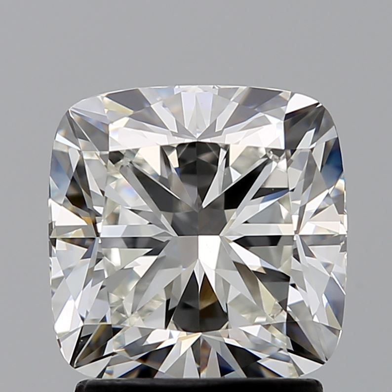 2.03 ct Cushion Brilliant diamond