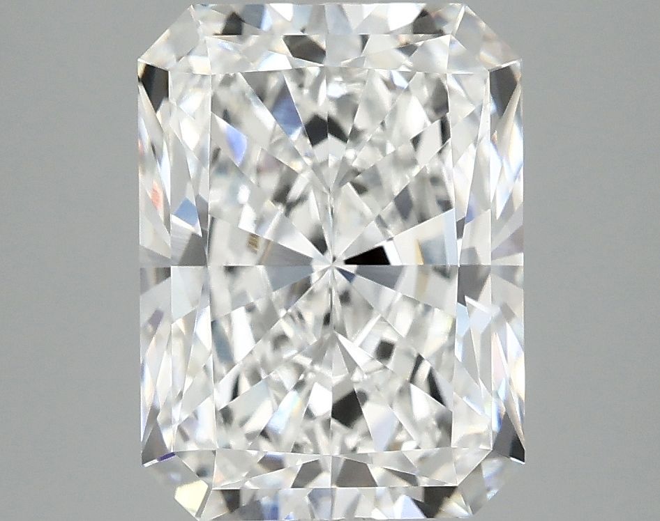 4.05 ct. radiant Lab Grown Diamond front image