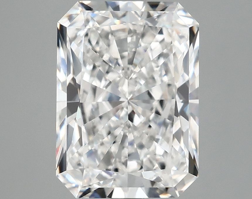 3.20 ct. radiant Lab Grown Diamond front image