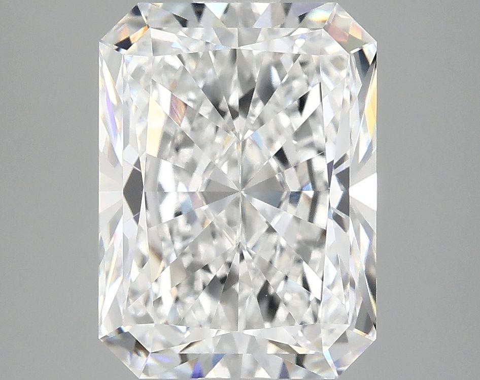 4.19 ct. radiant Lab Grown Diamond front image