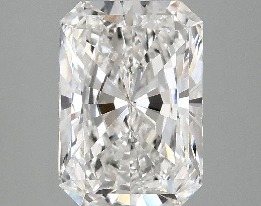 3.09 ct. radiant Lab Grown Diamond front image