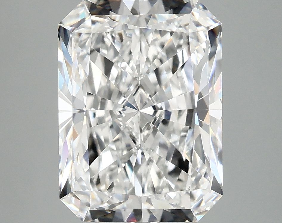 4.18 ct. radiant Lab Grown Diamond front image