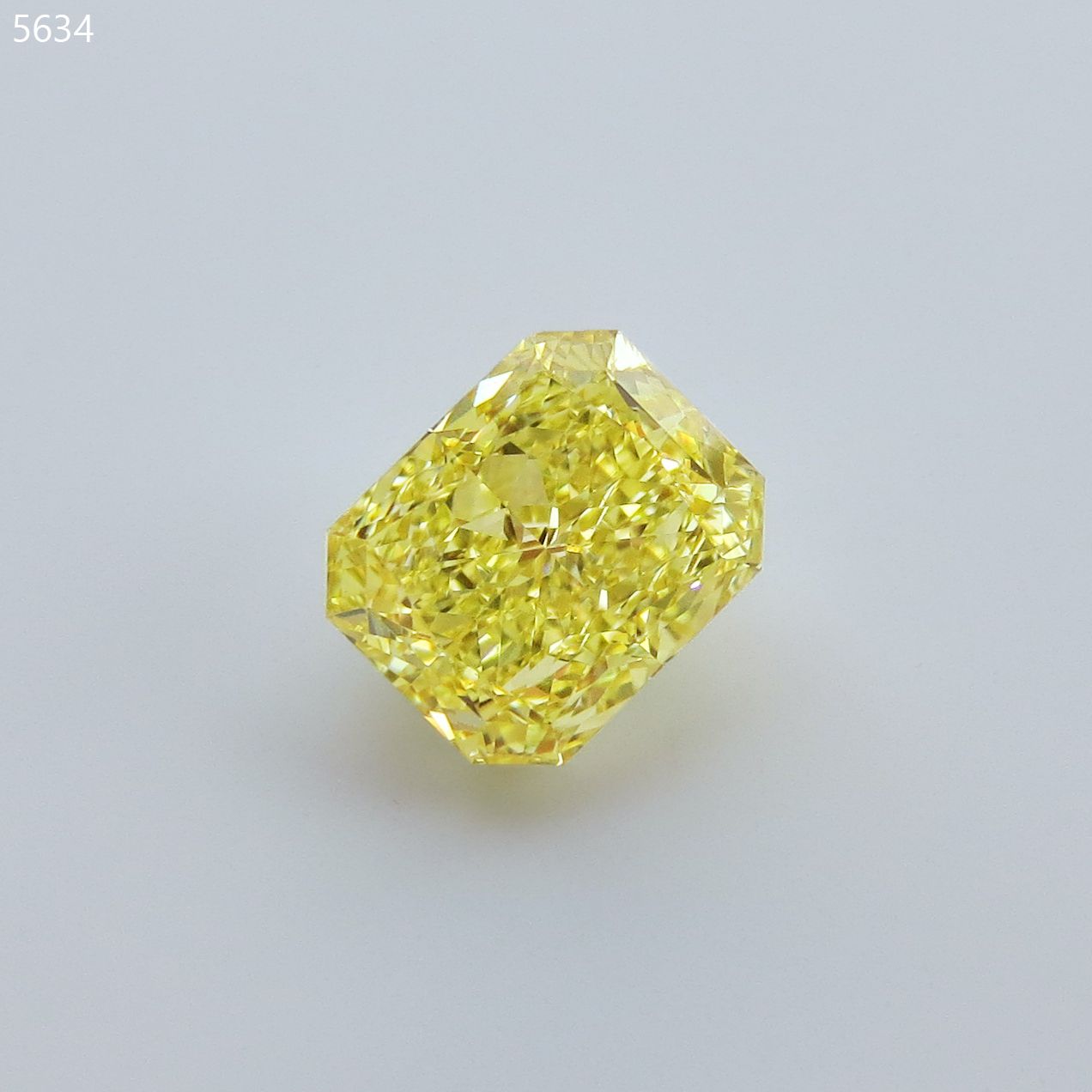 3.01 ct Radiant diamond