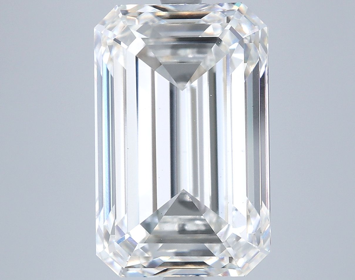 7.57 ct. emerald Lab Grown Diamond front image