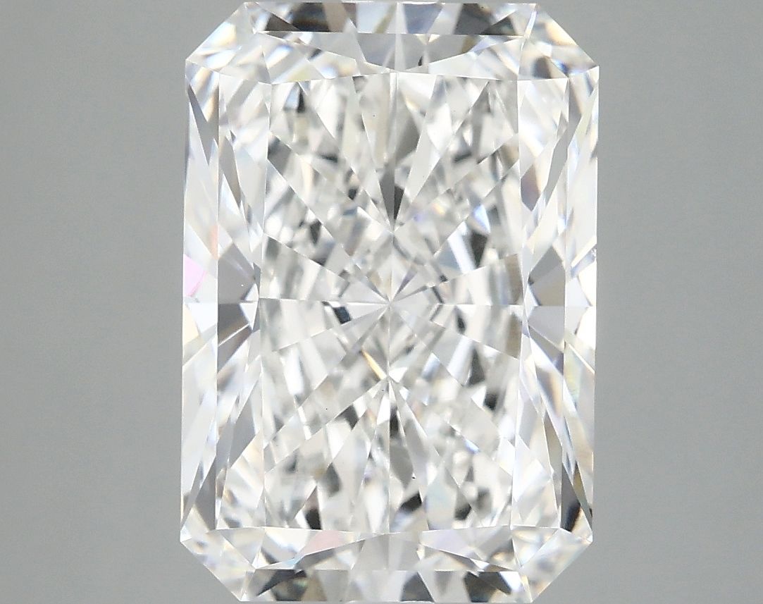 5.00 ct. radiant Lab Grown Diamond front image
