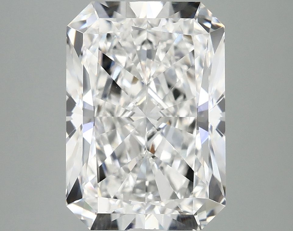 4.01 ct. radiant Lab Grown Diamond front image