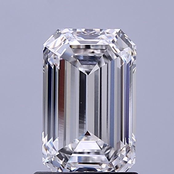 1.52 ct. emerald Lab Grown Diamond front image