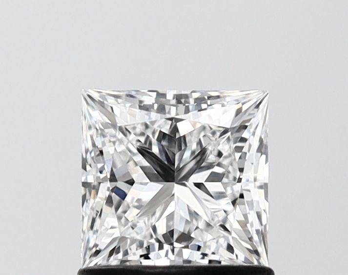 1.06 ct. princess Lab Grown Diamond front image