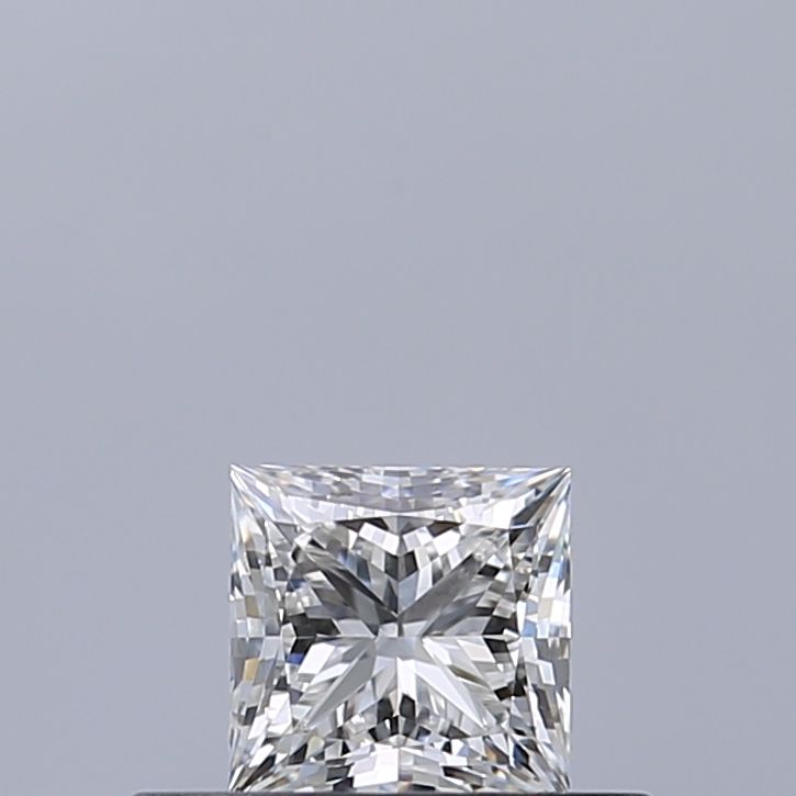 0.32 Carati F VVS2 Princess Diamante