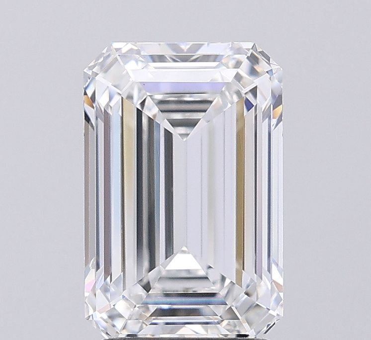 2.57 ct. emerald Lab Grown Diamond front image