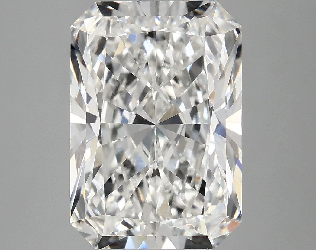5.01 ct. radiant Lab Grown Diamond front image