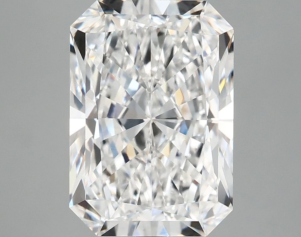 4.14 ct. radiant Lab Grown Diamond front image