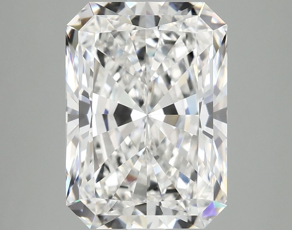 4.17 ct. radiant Lab Grown Diamond front image
