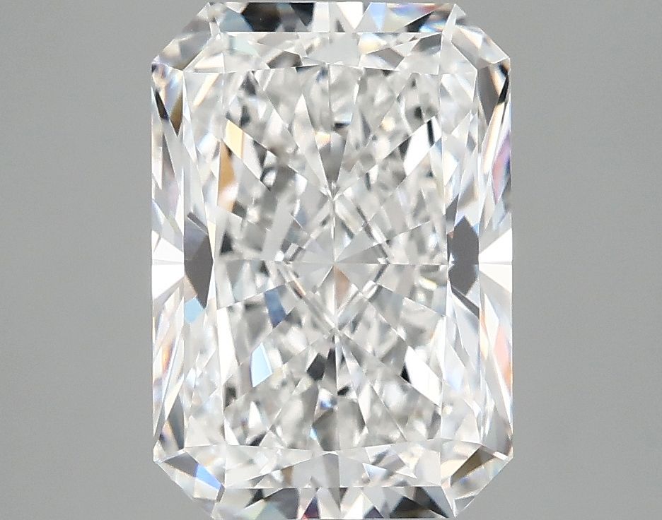 4.02 ct. radiant Lab Grown Diamond front image