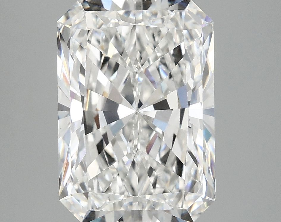4.05 ct. radiant Lab Grown Diamond front image
