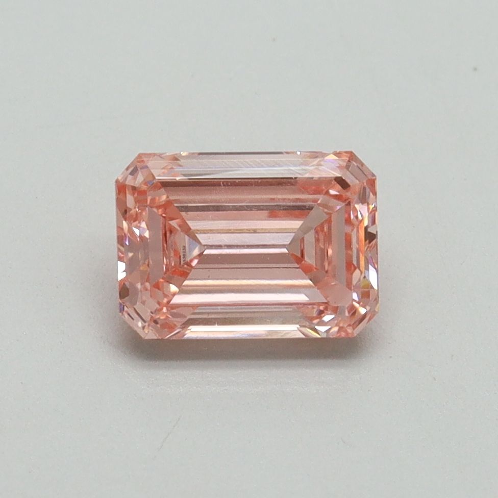 1.08 ct. emerald Lab Grown Diamond front image