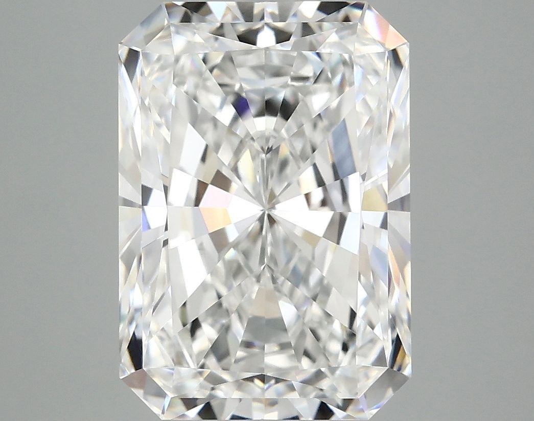 5.09 ct. radiant Lab Grown Diamond front image