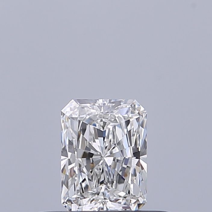 0.31 Carat Radiant Diamond F VVS2