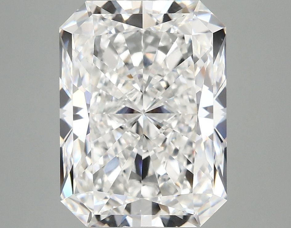 4.05 ct. radiant Lab Grown Diamond front image