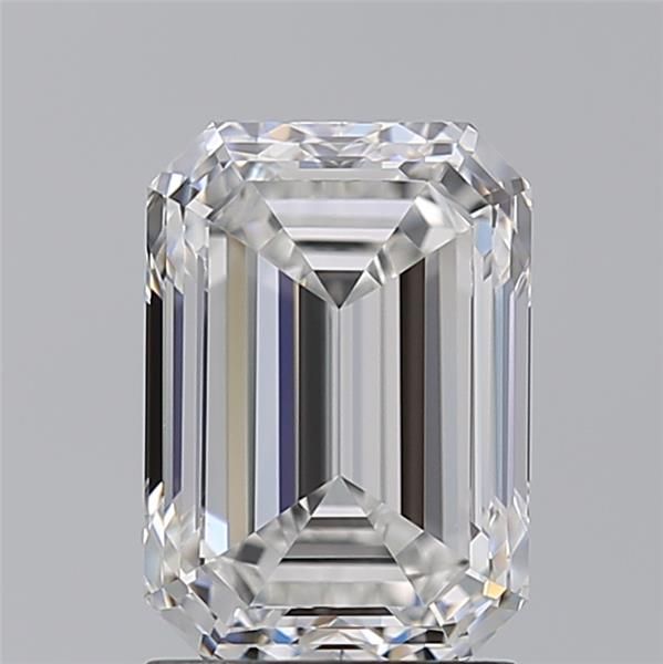 2.20 ct Emerald diamond