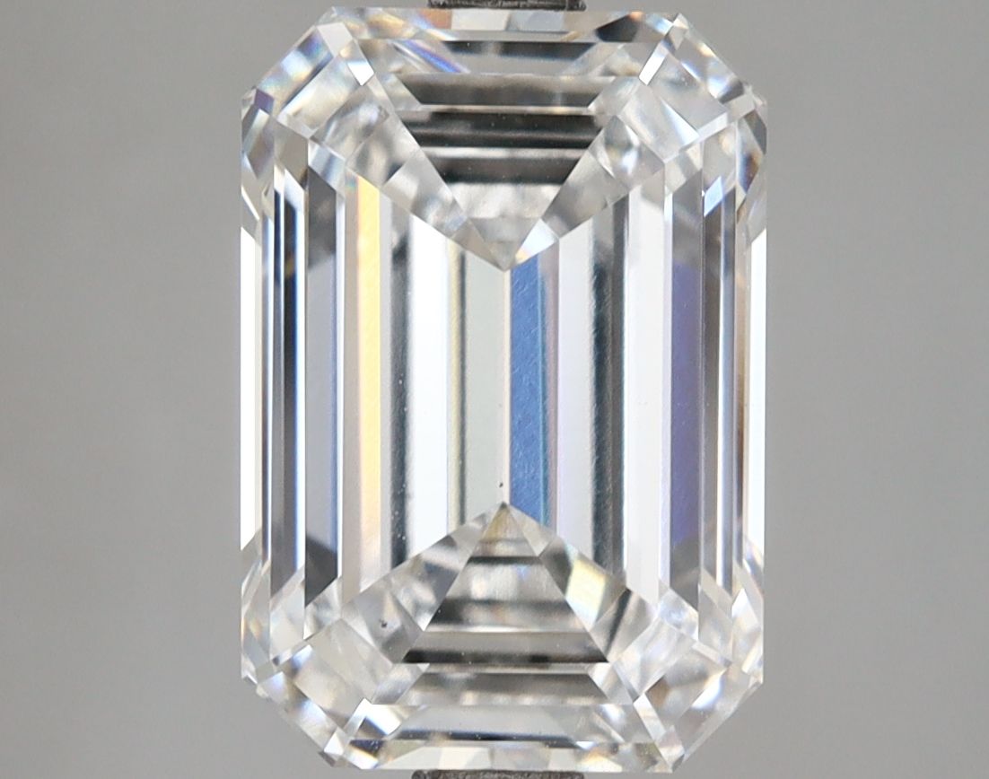 4.61 ct. emerald Lab Grown Diamond front image