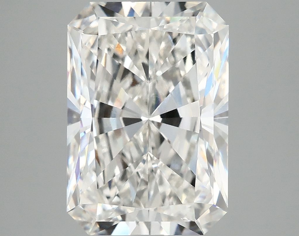 4.90 ct. radiant Lab Grown Diamond front image