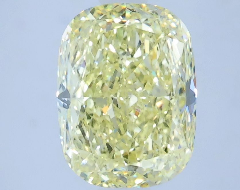 1.51 ct Cushion Brilliant diamond