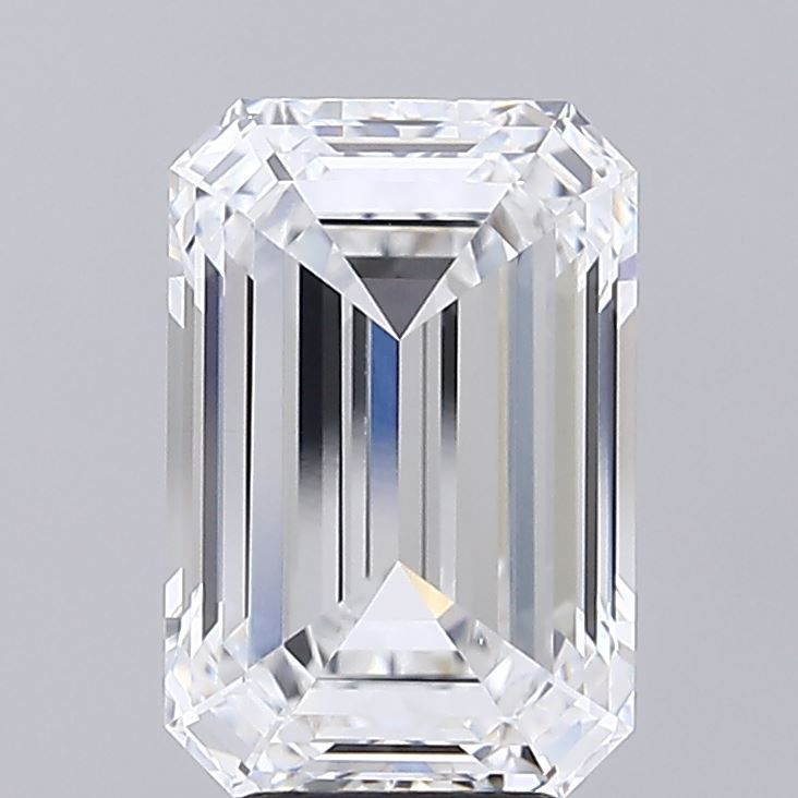 5.10 ct. emerald Lab Grown Diamond front image