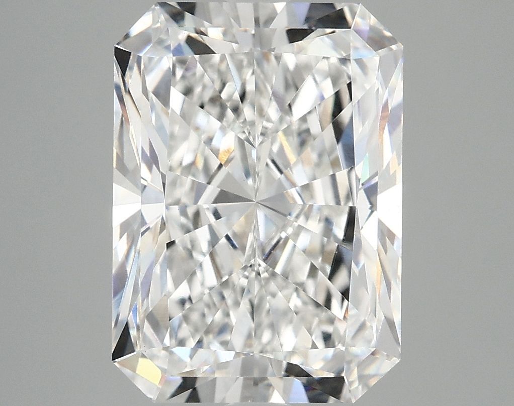 5.07 ct. radiant Lab Grown Diamond front image