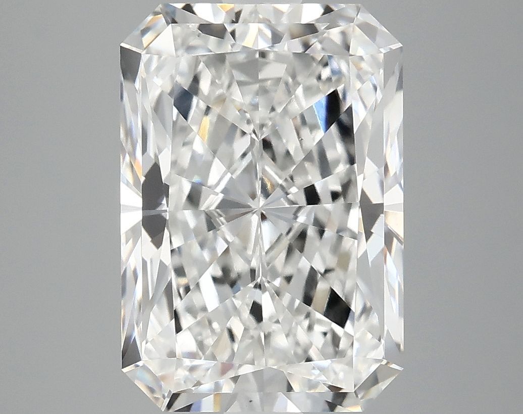 4.87 ct. radiant Lab Grown Diamond front image