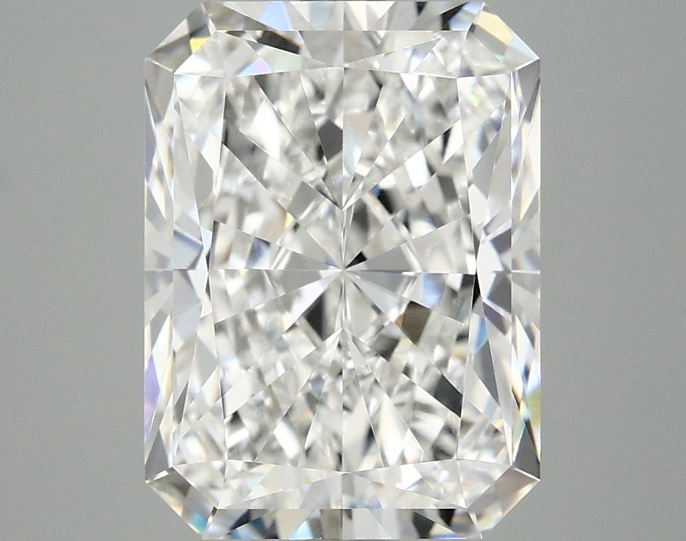 4.99 ct. radiant Lab Grown Diamond front image