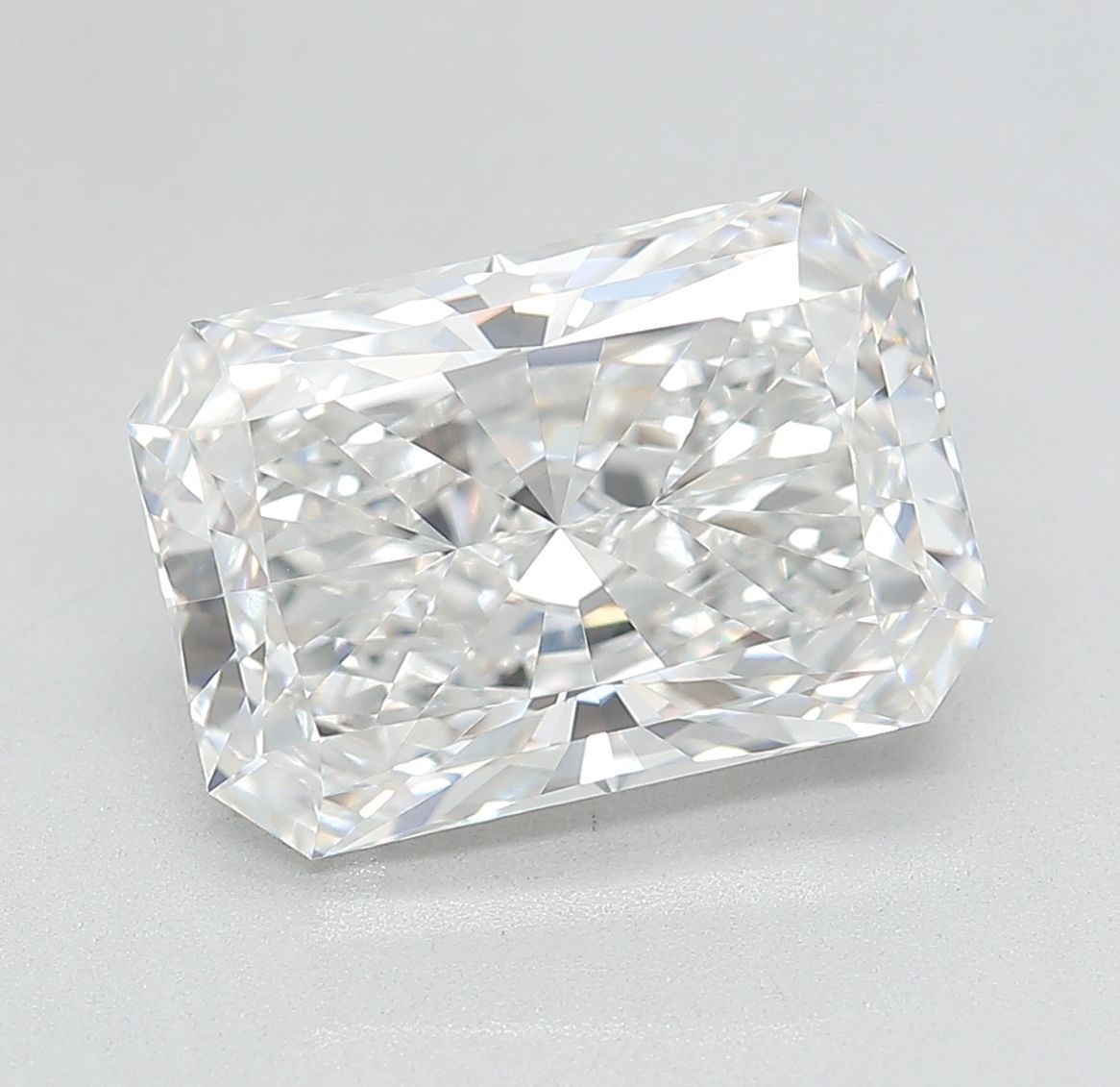 4.79 ct. radiant Lab Grown Diamond front image