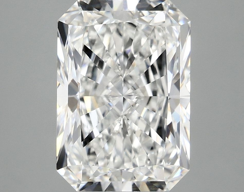 3.93 ct. radiant Lab Grown Diamond front image