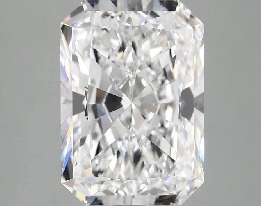 3.08 ct. radiant Lab Grown Diamond front image