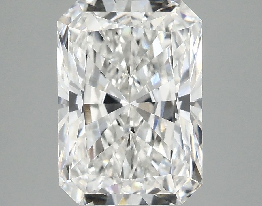 3.08 ct. radiant Lab Grown Diamond front image