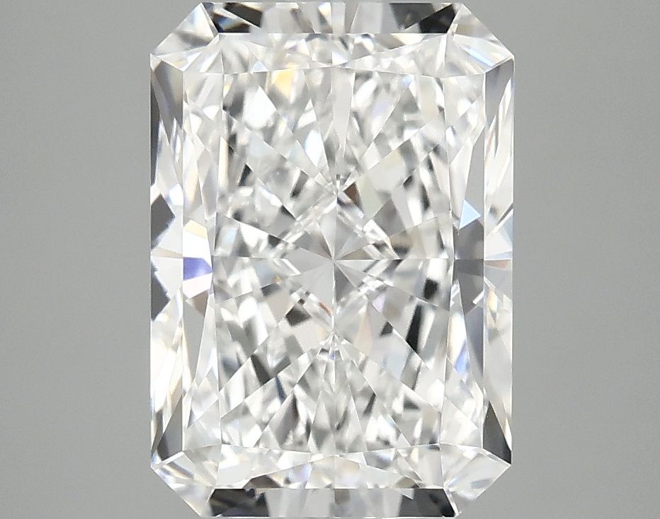 3.76 ct. radiant Lab Grown Diamond front image