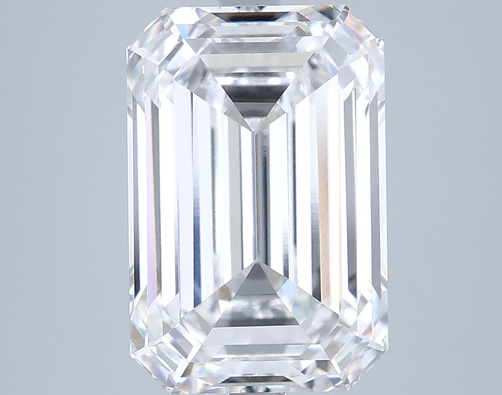 5.14 ct. emerald Lab Grown Diamond front image